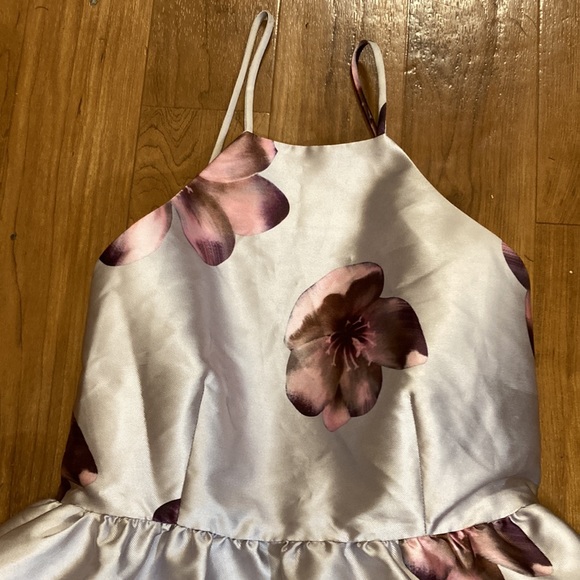 Lulu’s Backless Floral Print Dress With Pockets - Picture 6 of 9